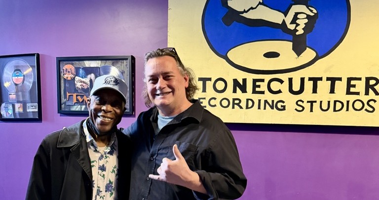 Chris Steinmetz and Buddy Guy record "Sweet Little Angel"